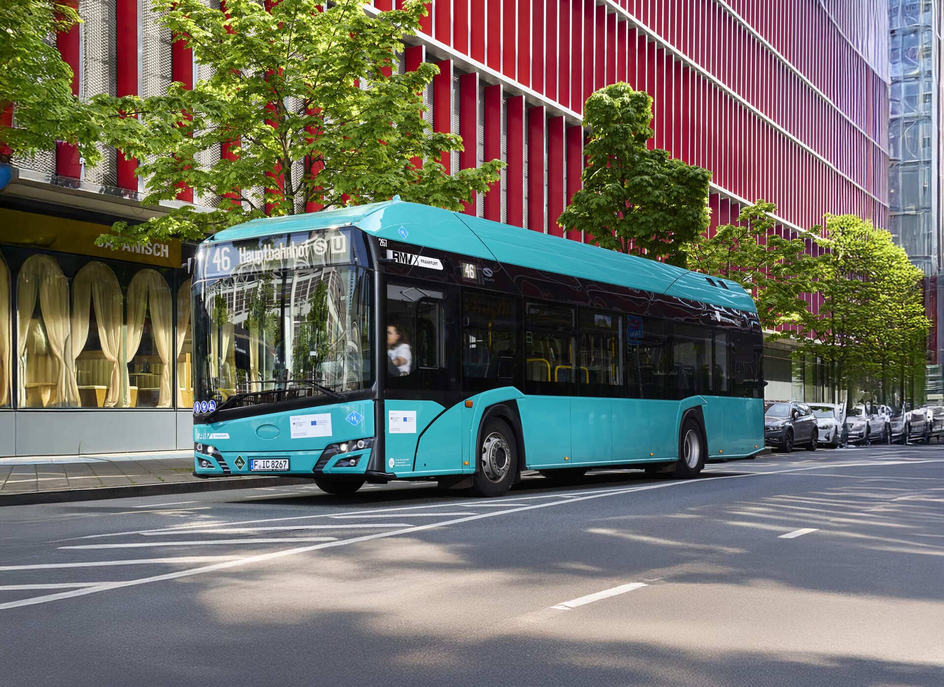 Blauer Bus der ICB